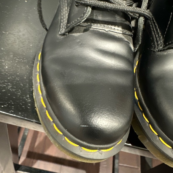 Dr Martens sz 7 like new, worn twice - Picture 7 of 16